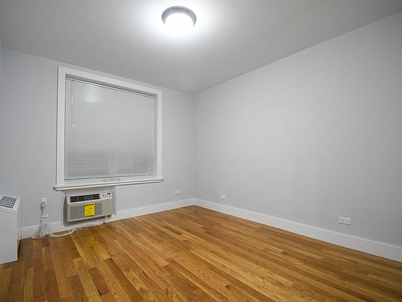 5th image of 939 Woodycrest Ave #220