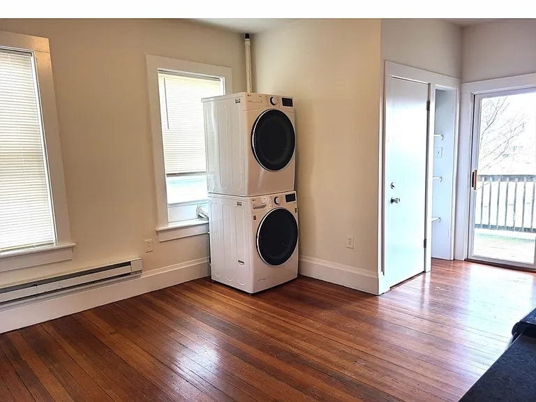 27 Buttonwood St #3 — Photo 4
