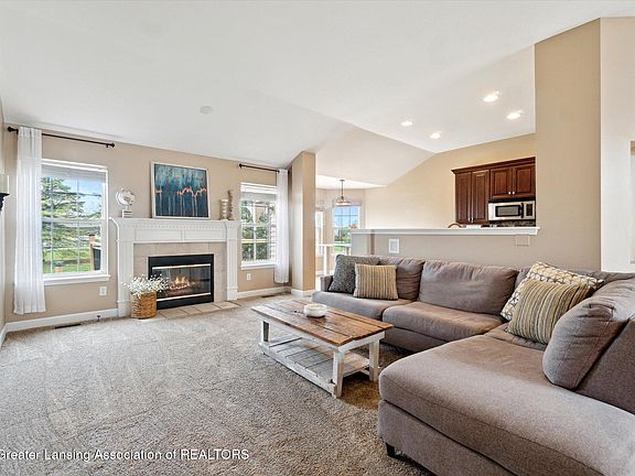 4th image of 5038 Prestonwood Ln