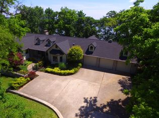 33690 S Coves Dr, Afton, OK 74331