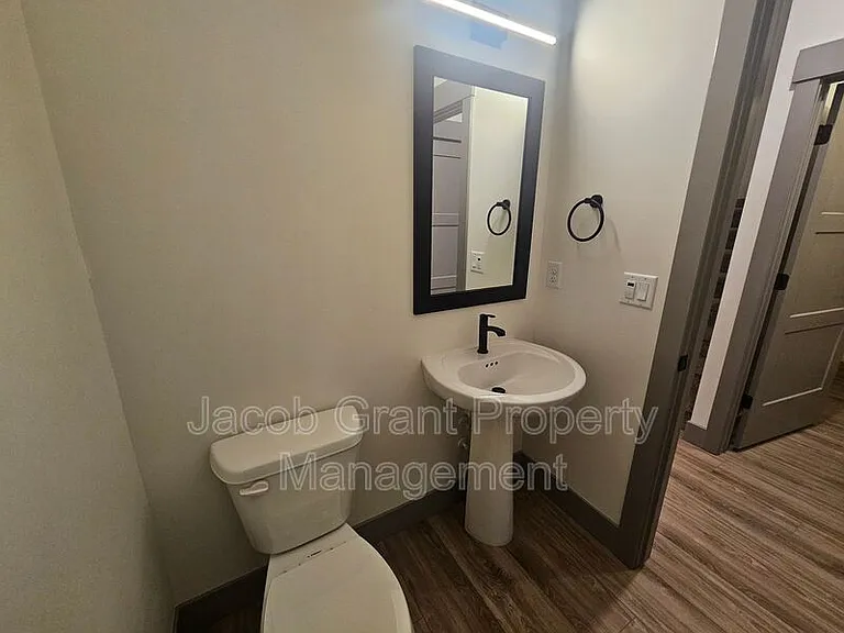 5157 N Beach Dr — Photo 5