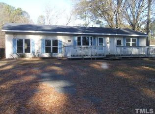 810 S Mineral Springs Rd, Durham, NC 27703