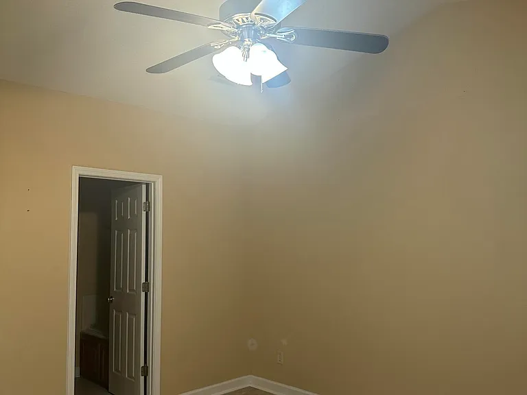423 Cobble Stone Way — Photo 10