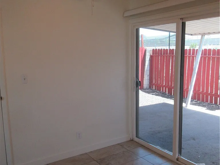 357 E Van Wagenen St #0 — Photo 12