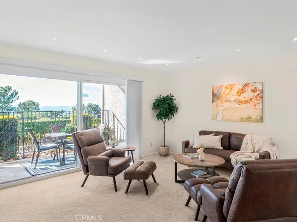 9404 Via Monique, Burbank, CA 91504