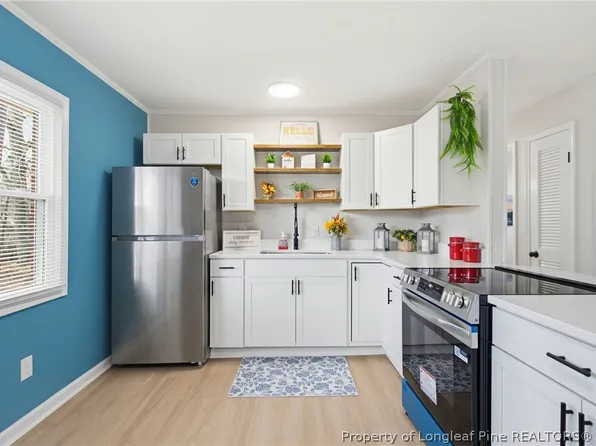 6549 Venture St, Fayetteville, NC 28314