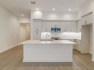 7661 University Ave #102, La Mesa, CA 91942