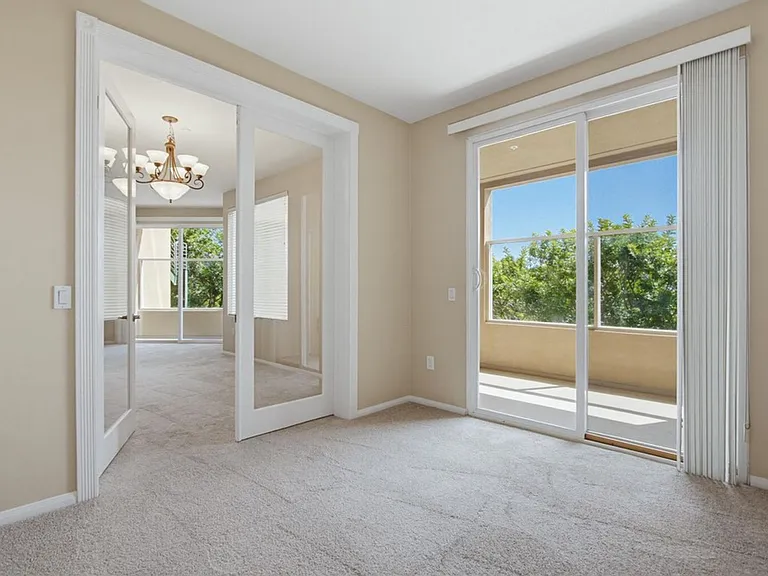 823 Kalpati Cir #201 — Photo 24