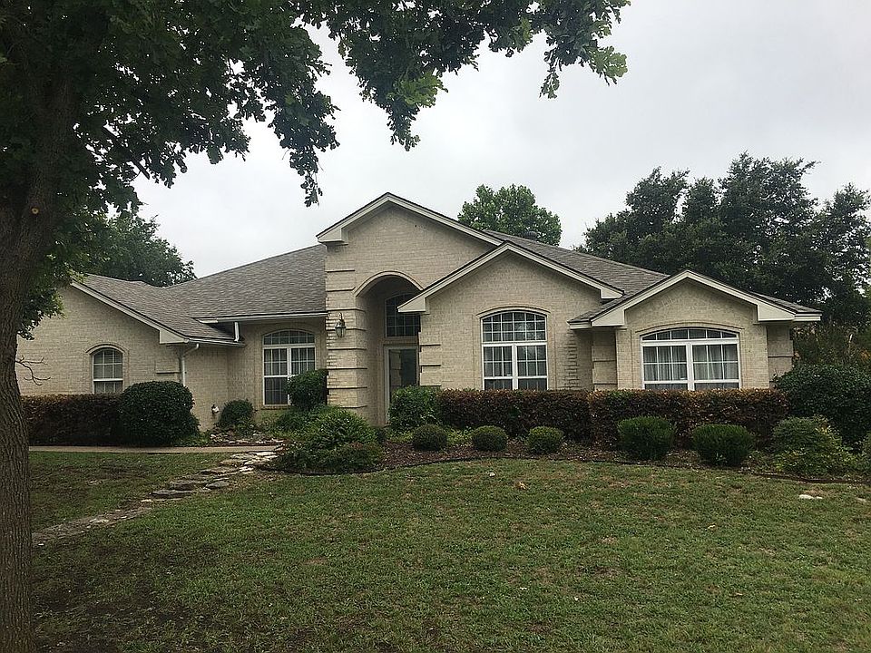 1st image of 325 Emsley Dr
