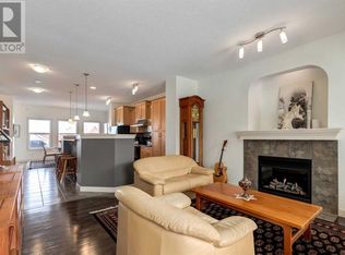 399 Evansdale Way NW, Calgary, AB T3P0B2