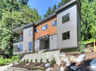 4950 NE 184th St, Lake Forest Park, WA 98155