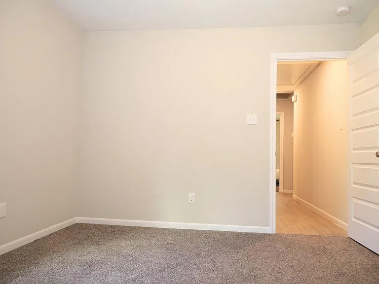 131 Feldspar Ln — Photo 21