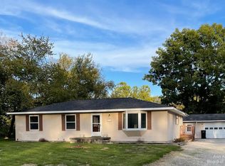 250 Center Dr, Tipton, MI 49287