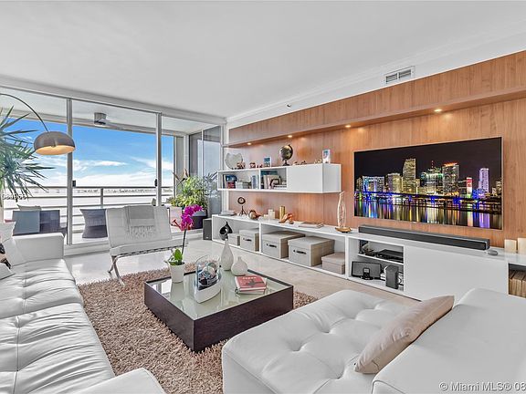 5th image of 1541 Brickell Ave #A802