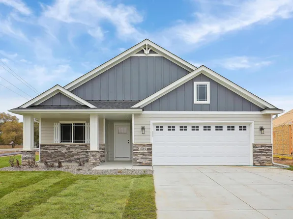 17769 Hoover St NW, Elk River, MN 55330