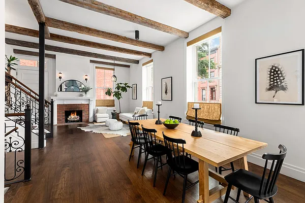Sold by Compass | media 34