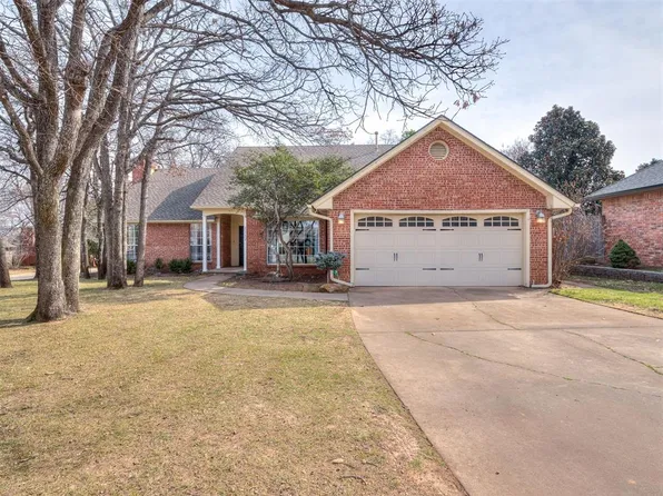 2112 Powderhorn, Edmond, OK 73034