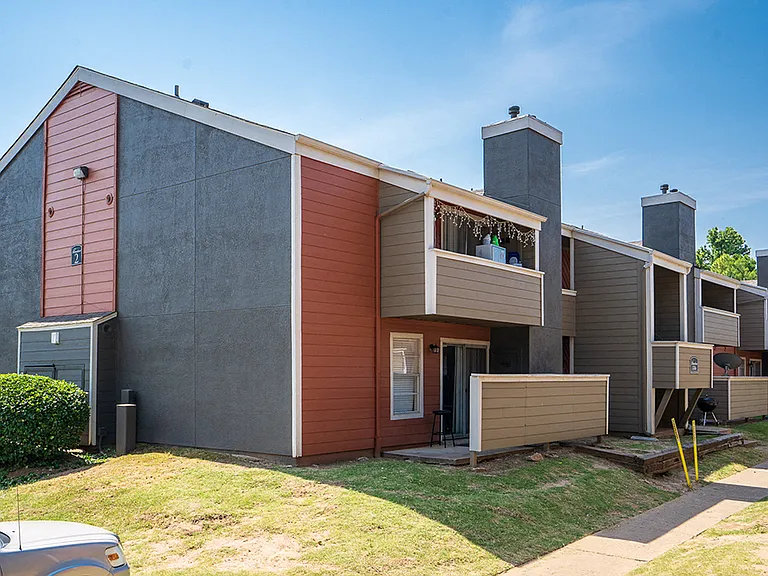 Riverchase Apartments — Photo 31