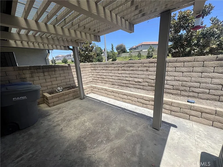 5444 Cajon Ave — Photo 8