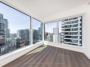 8 Wellesley St W #3503-C01, Toronto, ON M4Y 1E7