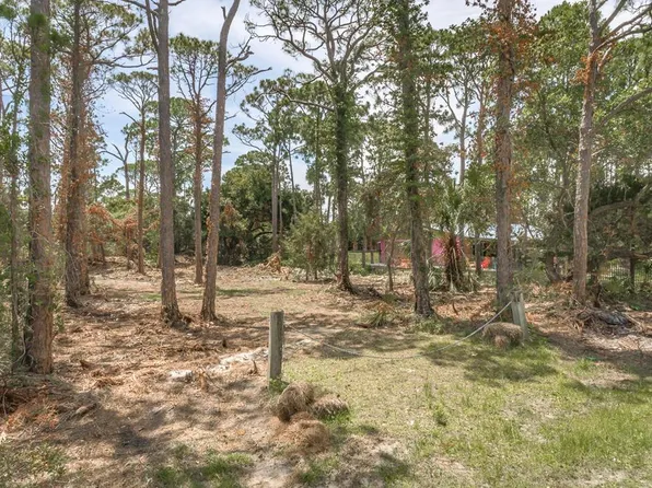 312 Howell St, Eastpoint, FL 32328