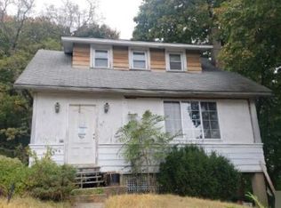 16 Hillside Ave, Highland Falls, NY 10928