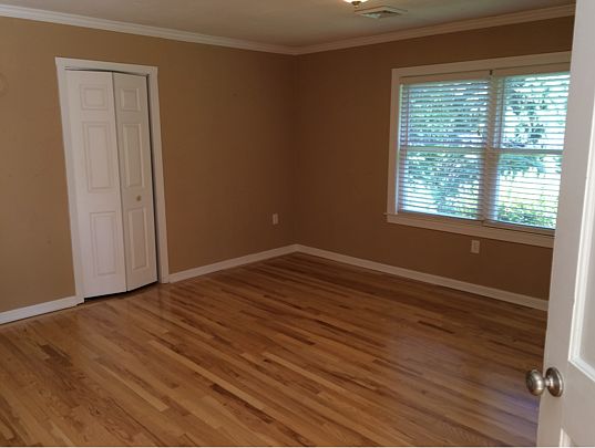 Family Room w/ new floors