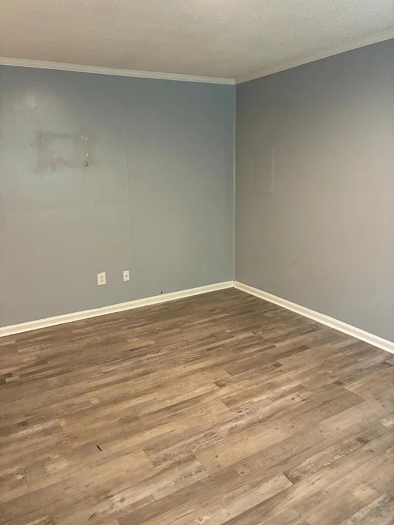 916 E Raleigh Blvd - Apt. G — Photo 4