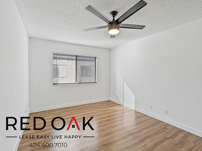 1214 W Gardena Blvd #6 — Photo 23