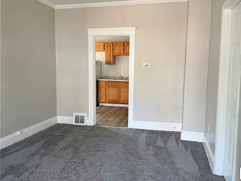 2778 E 120th St #1 — Photo 2