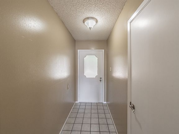 4th image of 1227 Willowwood Dr