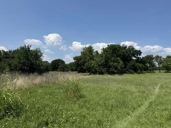 E 270th Rd, Grove, OK 74344