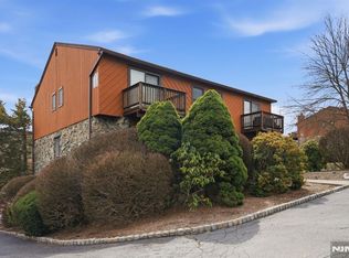 11 Brookside Dr #L, Wanaque, NJ 07465