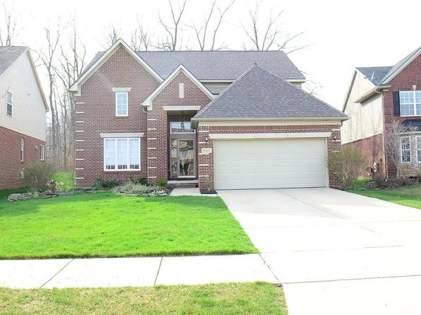 16467 Westminister Dr