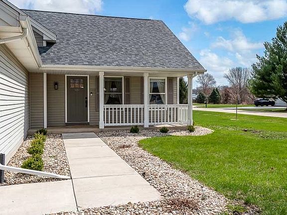 4th image of 8311 Woodbridge Ln
