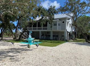 305 Wing St, Eastpoint, FL 32328