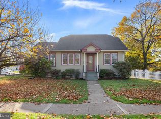 34 E Charles St, Palmyra, NJ 08065