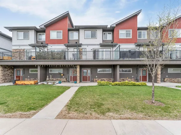 3340 15a Ave NW, Edmonton, AB T6T 0Y1