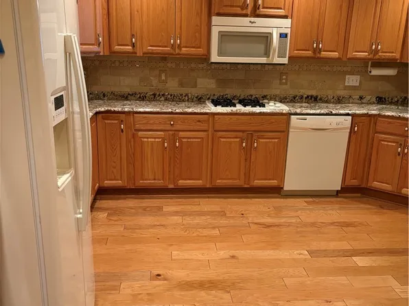 3226 Waters Edge Ct, Murrysville, PA 15668