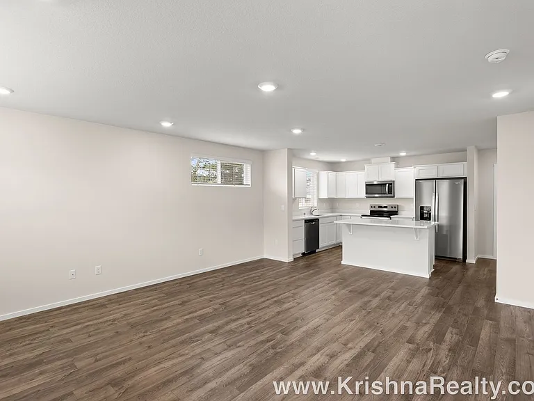 10620 NE 120th Pl — Photo 6