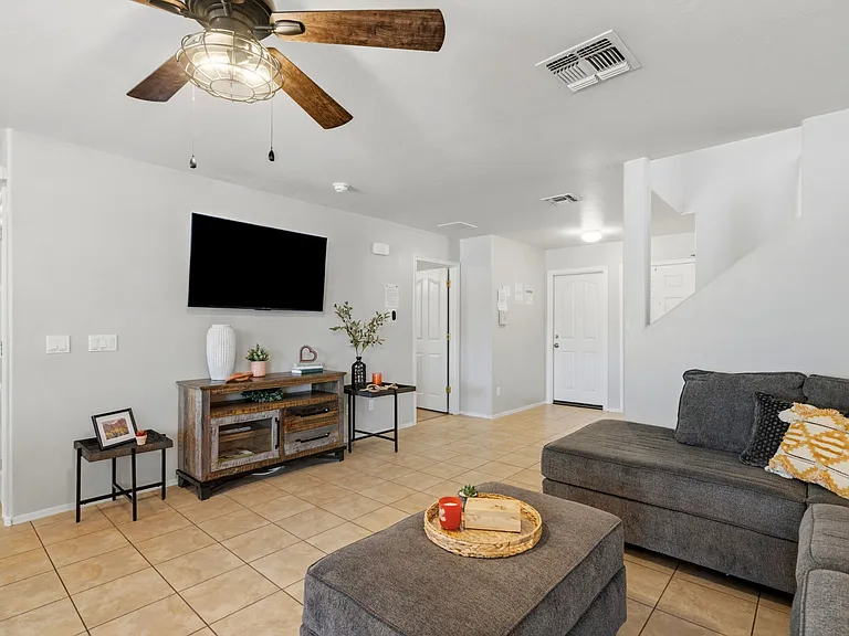 458 W Cedar Chase Dr — Photo 18