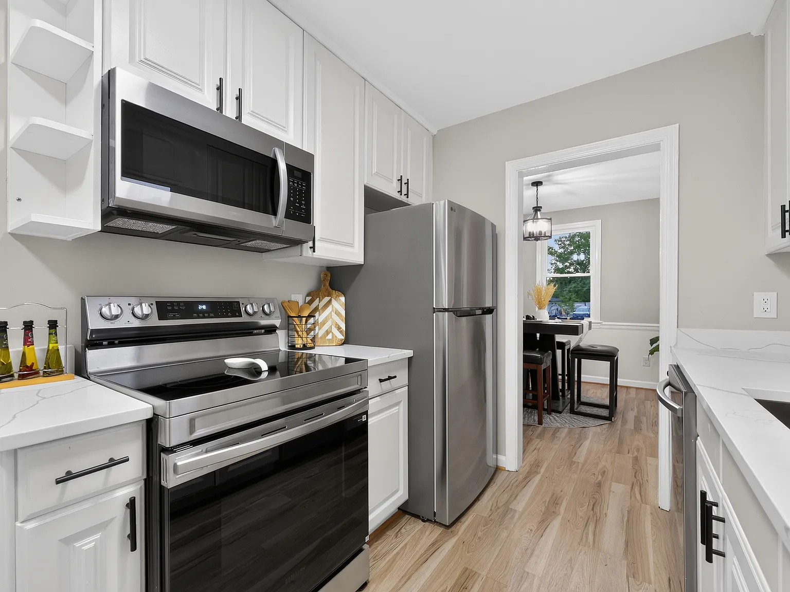 3 bed, 1341 sqft, $2,800 — Photo 4