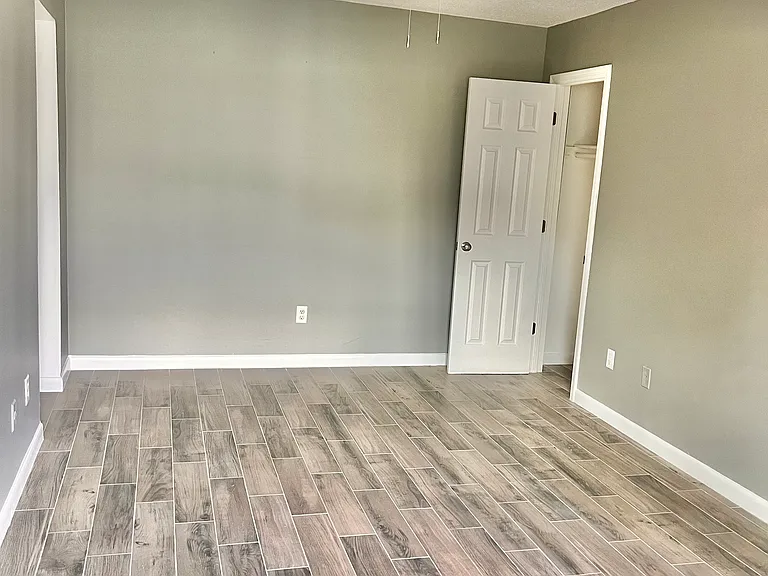 1626 S Crystal Lake Dr — Photo 5
