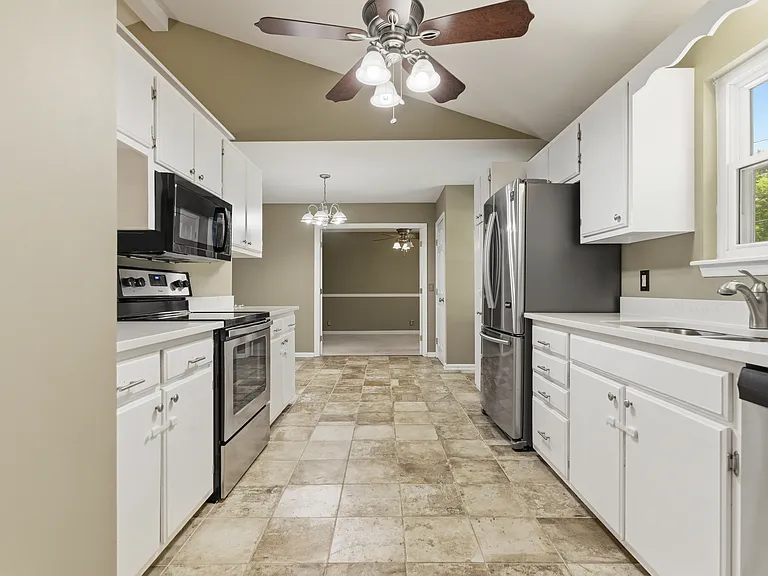 3313 Dockside Dr — Photo 4