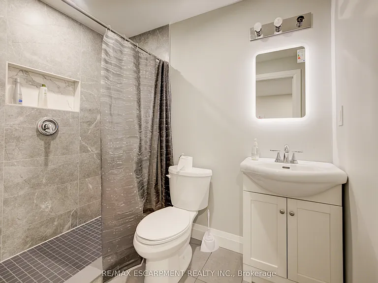 3352 Stalybridge Dr — Photo 34
