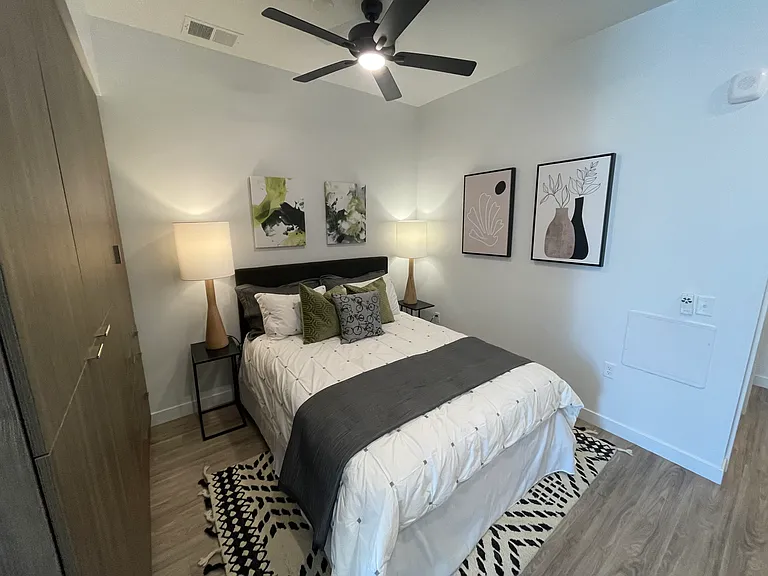 Carraway Apartments — Photo 38