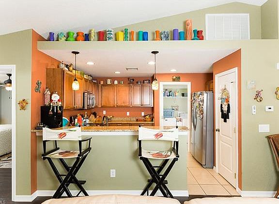 5th image of 209 NW 5th St