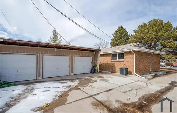 5 bed, $2,500 — Photo 3