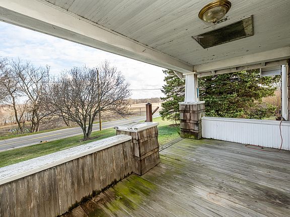 5th image of 1294 W Glendora Rd