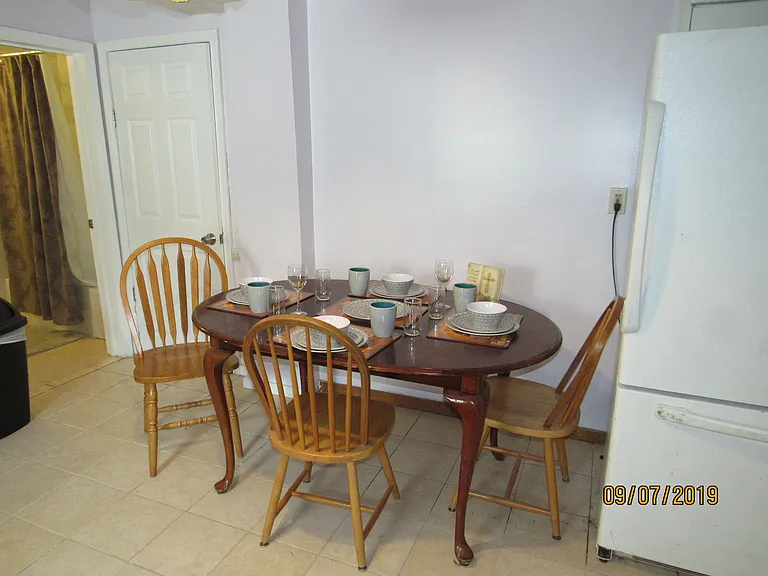 524 1/2 S 1st St #2 — Photo 19